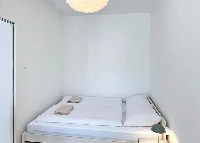 Apartment Sunny Near Centre